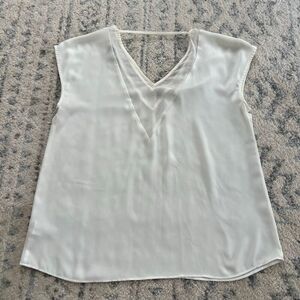 Women’s Express White Oversized Blouse